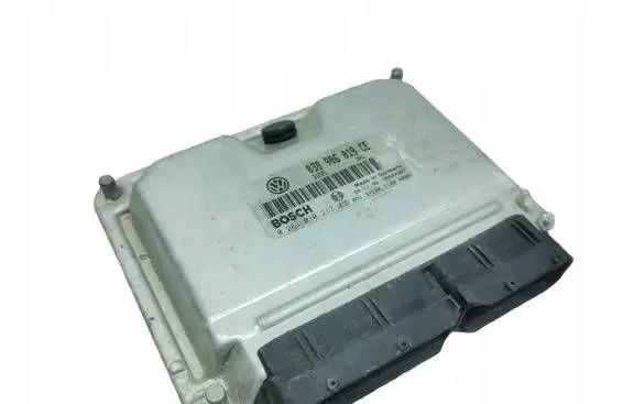 Volkswagen PASSAT B5 Engine control unit/module 038906019CE 0281010217