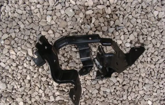 Volvo XC60 Power steering pump mounting bracket 31317375