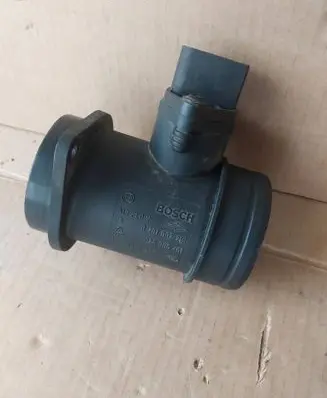 Audi A4 S4 B5 8D Mass air flow meter 0281002216 028906461