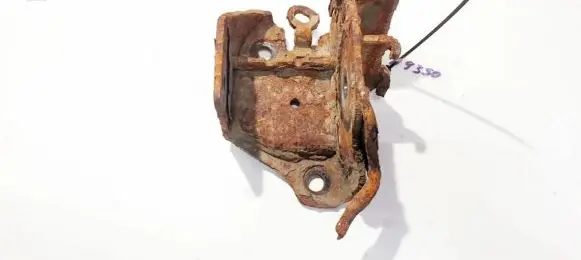 Nissan Note (E11) Bracket in trunk/boot 