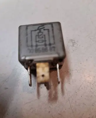 Audi 80 90 B2 Other relay 443951253K