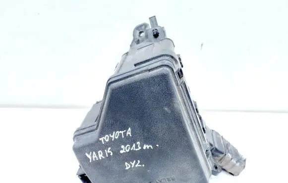 Toyota Yaris Fuse box set 821110DZ31 826620D130