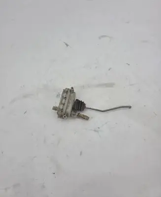 Audi A8 S8 D2 4D Central locking vacuum pump 4A0862153D 4A0862153C