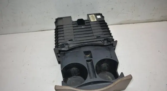 Chrysler Town u0026 Country V Cup holder 0ZS68TRMAA L0079636