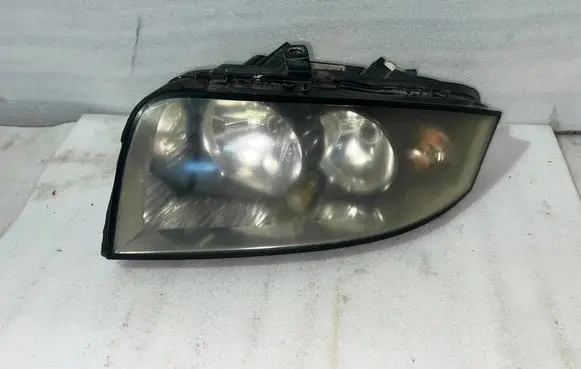 Audi A2 Headlight/headlamp 8Z0941003
