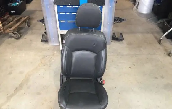 Mitsubishi ASX Front passenger seat N253638 A052932