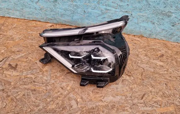 Citroen C4 III e-C4 Headlight/headlamp