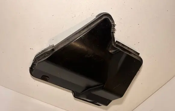 BMW X5 E70 Fuse box cover 7555102 10055213