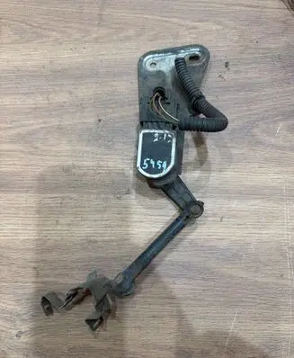 Mercedes-Benz E W212 Headlight/headlamp level sensor A0065428318