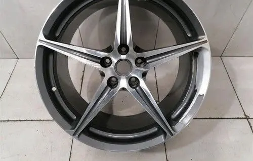 Ferrari FF R20 alloy rim