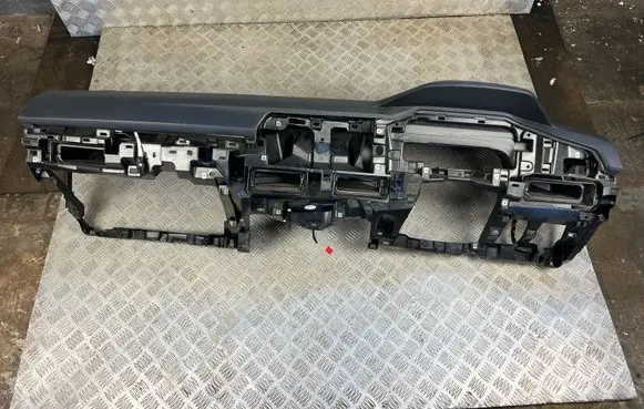Volkswagen Golf VIII Dashboard 5H2857003H