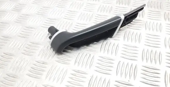 Volkswagen PASSAT CC Front door interior handle trim 3C8867180A