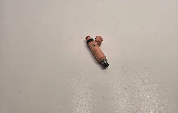 Fuel injector