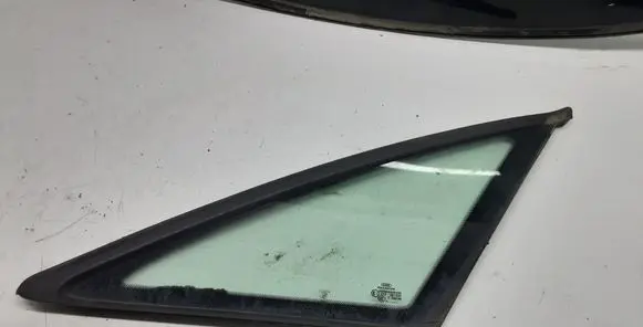 Audi A6 S6 C5 4B Rear side window