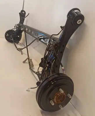 Suzuki Swift III Rear beam 