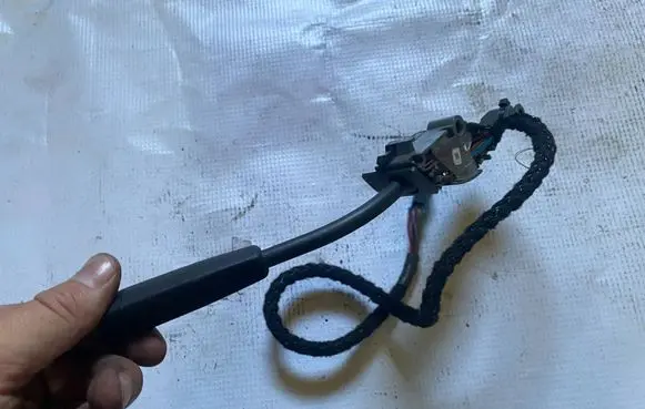 Mercedes-Benz E W210 Wiper control stalk 2085450010 A2085450010