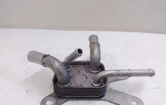 Toyota Prius (XW50) Gearbox / Transmission oil cooler 422183053