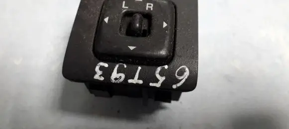Toyota Camry Wing mirror switch