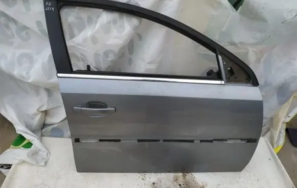 Opel Signum Front door