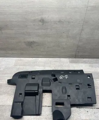 Audi Q7 4L Dashboard lower bottom trim panel 4L1815173 0010111865010