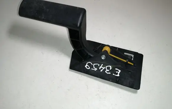 Chevrolet Silverado Front door interior handle 15186043 15760298