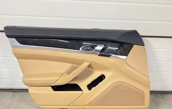 Porsche Panamera (970) Front door card panel trim 970555301