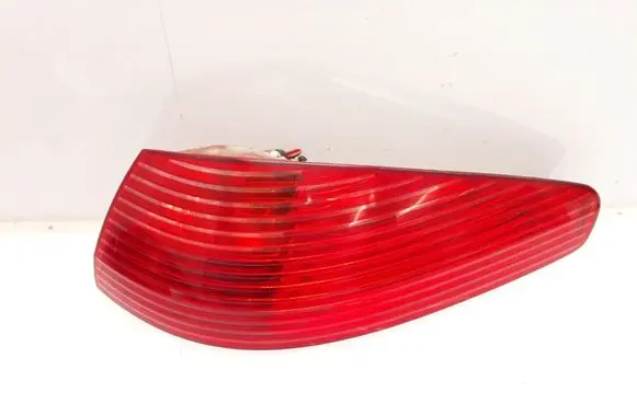Peugeot 607 Rear/tail lights 2543D