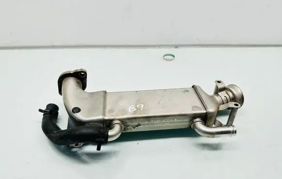Mercedes-Benz A W176 EGR valve cooler A6511400575 15T26910354