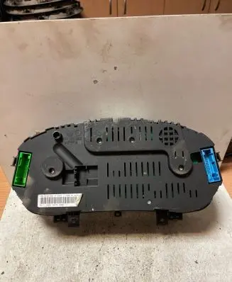 Volkswagen Golf IV Speedometer (instrument cluster) 1J0919881 110008917024