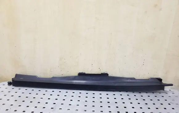Nissan NV400 Radiator trim 214760020R