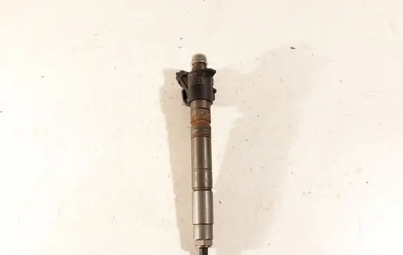 Volvo XC60 Fuel injector 31272690