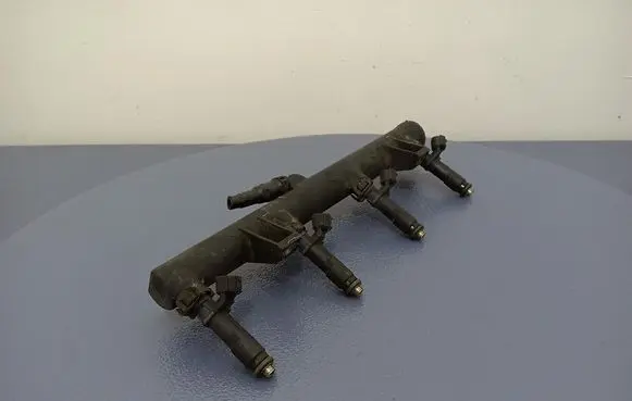 Peugeot 407 Fuel main line pipe 
