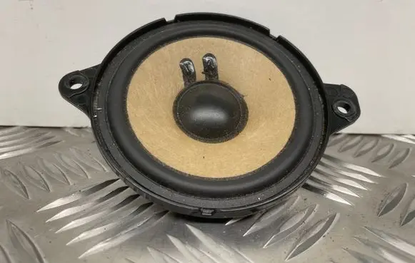 Audi RS5 Panel speaker 8W0035454A