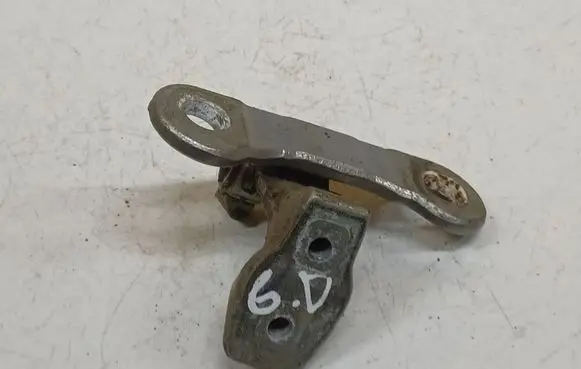Opel Vectra C Rear door lower hinge