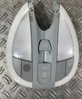 Mercedes-Benz E W211 Front seat light A2118205401 0006523336 2JM00825654