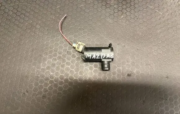 Mazda 6 Windscreen/windshield washer pump 8603101970