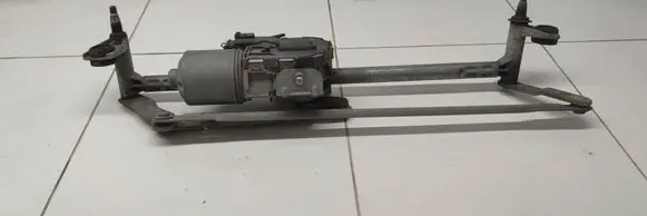 Skoda Octavia Mk2 (1Z) Front wiper linkage and motor 1Z1955119A