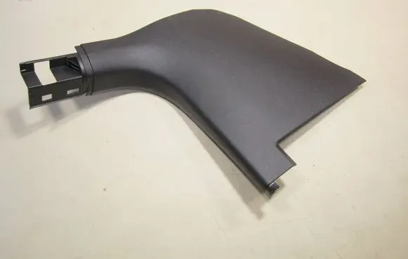 Foot area side trim