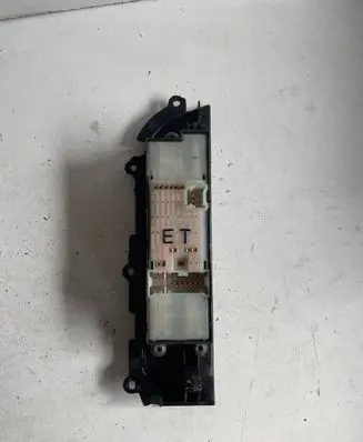 Nissan X-Trail T30 Electric window control switch 809614