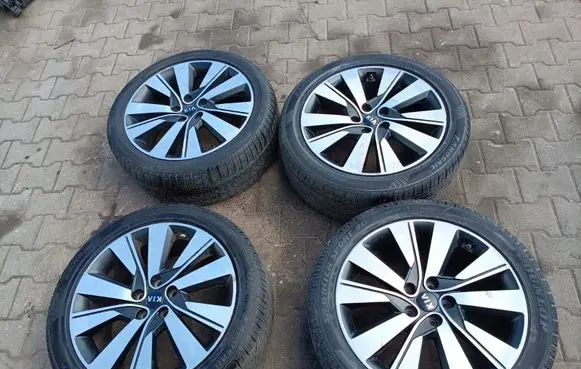 KIA Sportage R19 carbon fiber rim 52910F1400