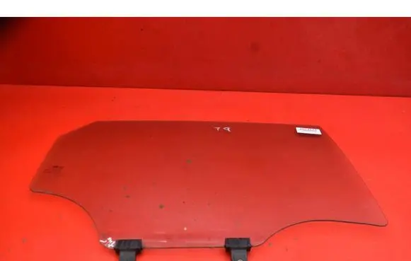 Hyundai Kona I Rear door window glass 