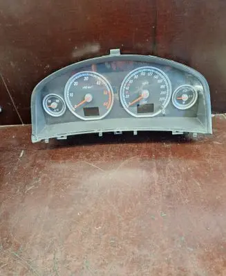 Opel Vectra C Speedometer (instrument cluster) 13129808ED