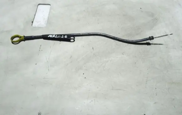 Mazda 6 Oil level dip stick 