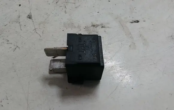 Mercedes-Benz ML W163 Other relay A0025421519