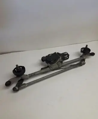 Renault Kadjar Front wiper linkage and motor C003