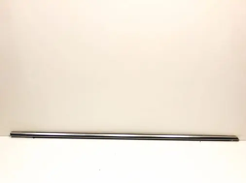 Volvo XC90 Door glass trim 
