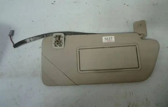 Peugeot 5008 Sun visor