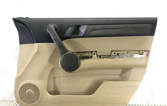 Honda CR-V Front door card panel trim