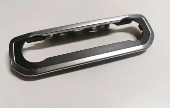 Land Rover Discovery 4 - LR4 Dashboard center trim panel AH422C405AH
