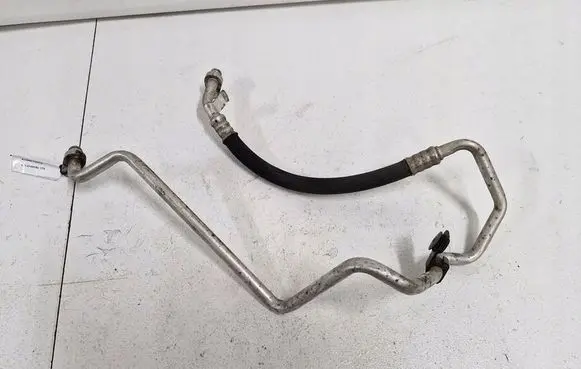Peugeot 2008 I Air conditioning (A/C) pipe/hose 9814745180